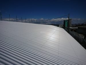 施工後ガルバリウム鋼板屋根の写真です